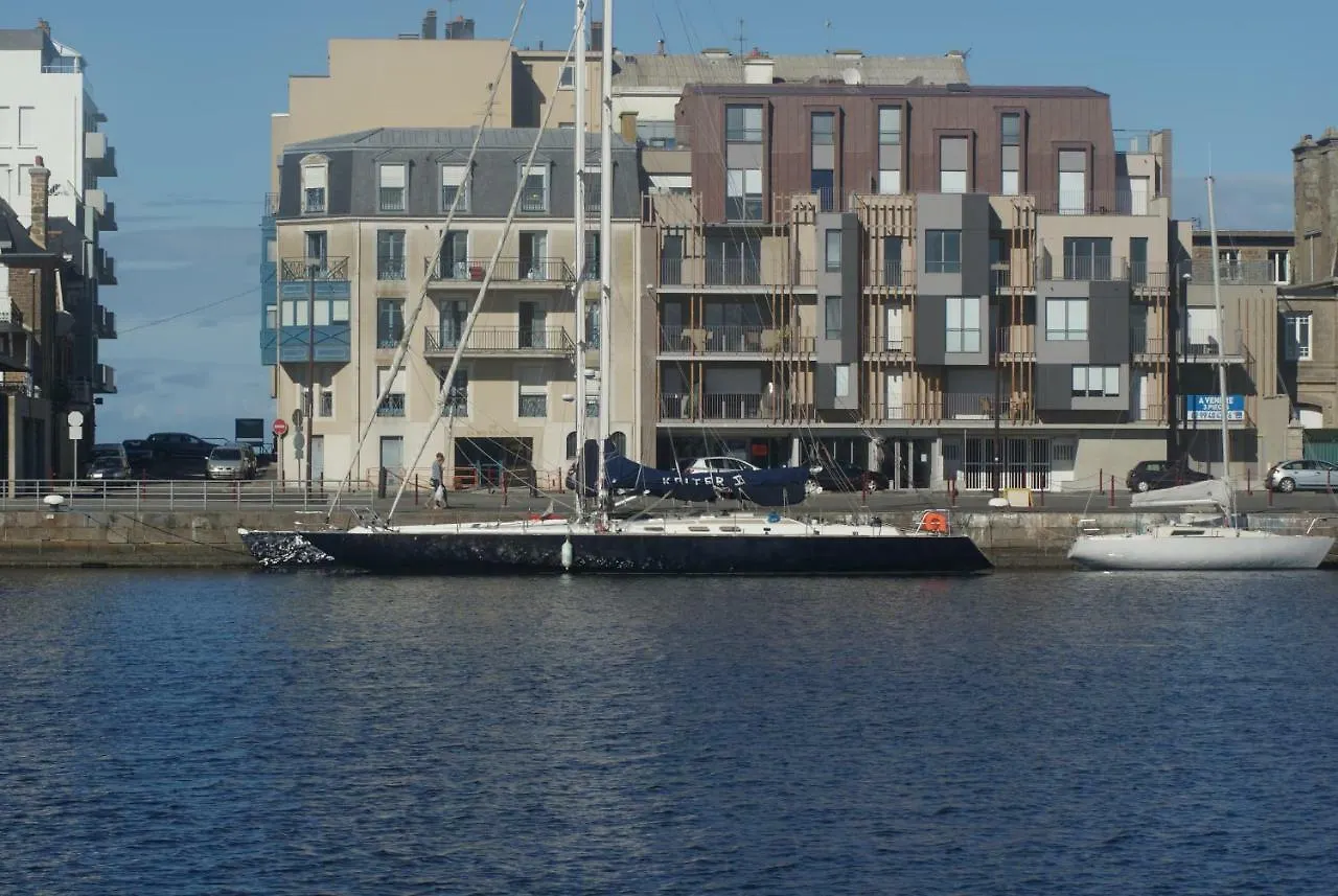 Appartement Quai Sud, T1 Bis-37M2, Terrasse, Parking, Plage Et Vieille Ville A Proximite Immediate 생말로